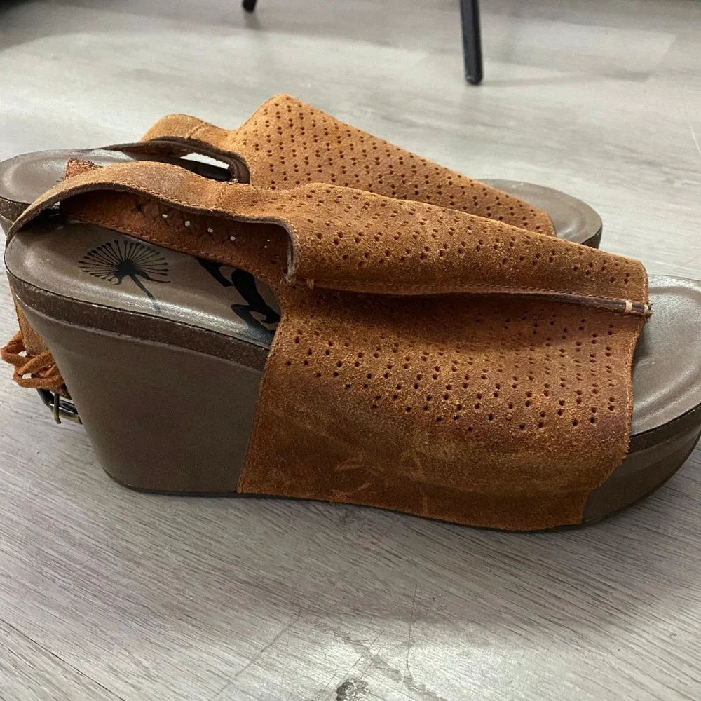 OTBT Jaunt Wedge Sandals Women 9M Cognac Brown Perforated Suede Platform Boho